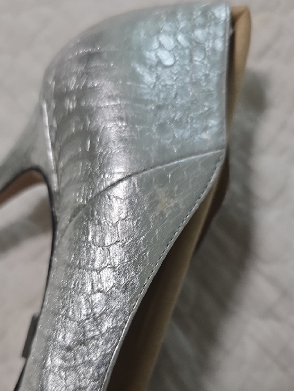 Michael Kors Metallic Silver Pointed Toe Pumps - Picture 11 of 12
